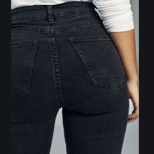 Black Gap Mid Rise True Skinny Jeans